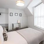 Host & - Franklin Rise * Harrogate