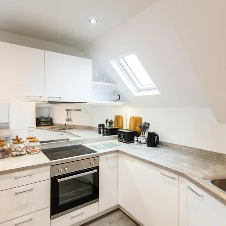 Host & - Franklin Rise Harrogate