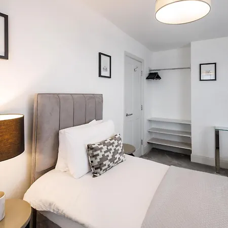 Appartement Host & - Franklin Rise *