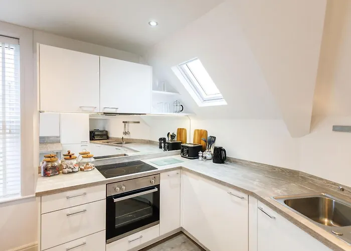 Host & - Franklin Rise Harrogate