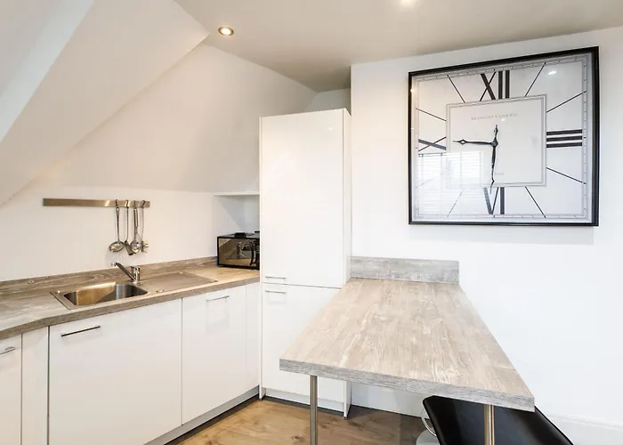Host & - Franklin Rise Apartment Harrogate