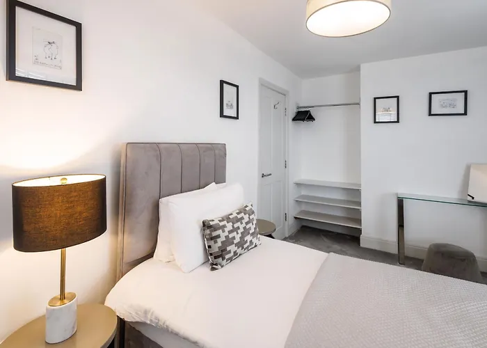 Appartement Host & - Franklin Rise *