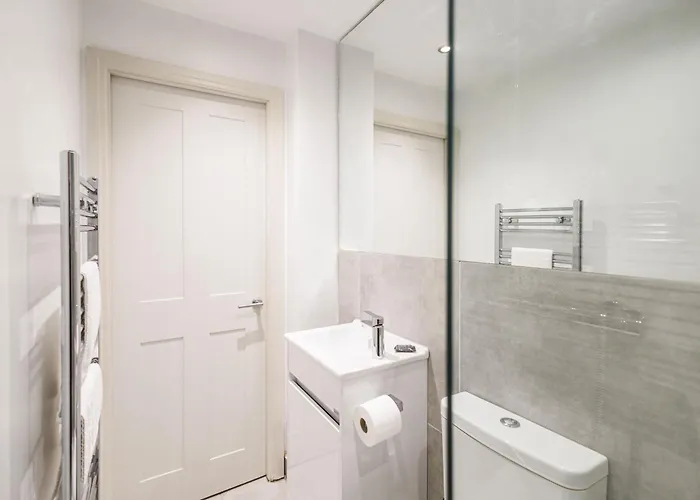 Host & - Franklin Rise * Harrogate