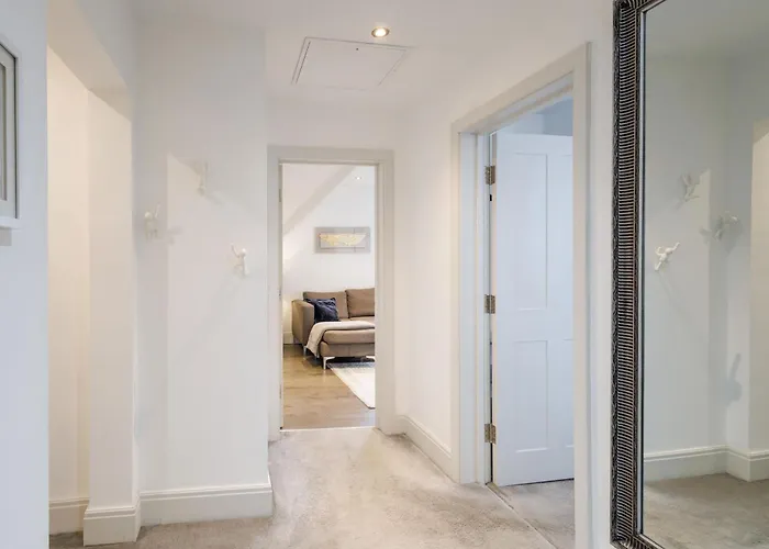 Appartement Host & - Franklin Rise *